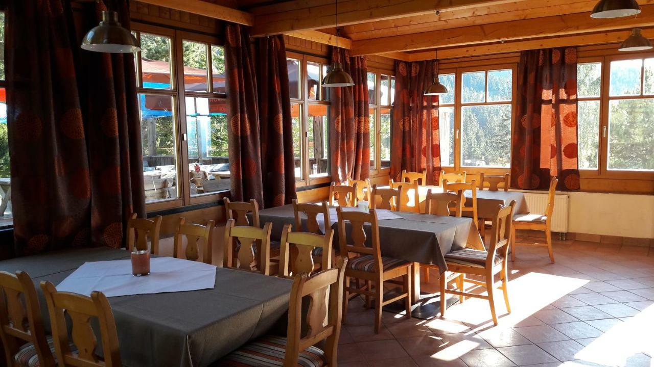 Alpengasthof Hoiswirt Modriach Εξωτερικό φωτογραφία
