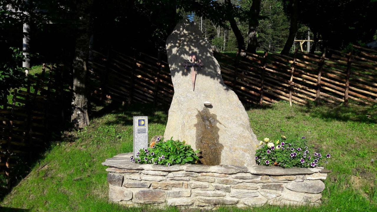 Alpengasthof Hoiswirt Modriach Εξωτερικό φωτογραφία